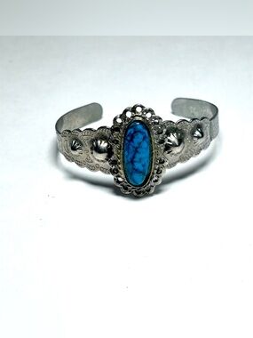Southwestern Style Silver Toned Turquoise Cuff Bracelet